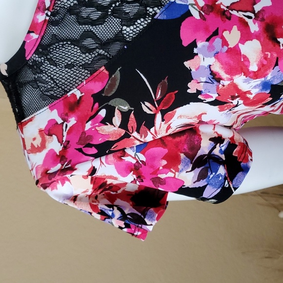 🆕️ TORRID Floral Studio Knit Asymmetrical Midi Dress SIZE: 0 (LARGE 12) - Picture 4 of 16